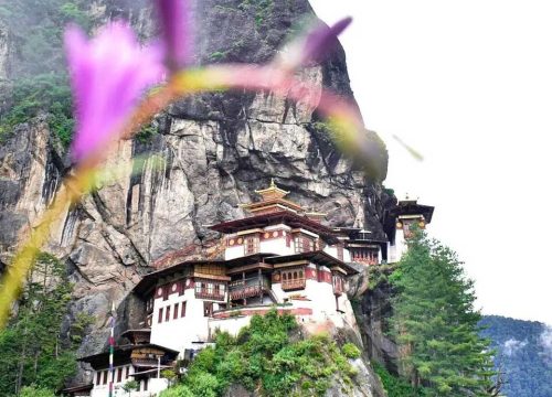 Explore Bhutan’s 23 Most Revered Temples | Spiritual Guide for 2025